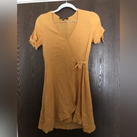 Lulus | Dresses | Lulus Gold Wrap Dress Size Xs | Poshmark Lulus | Dresses | Lulus Gold Wrap Dress Size Xs | Poshmark